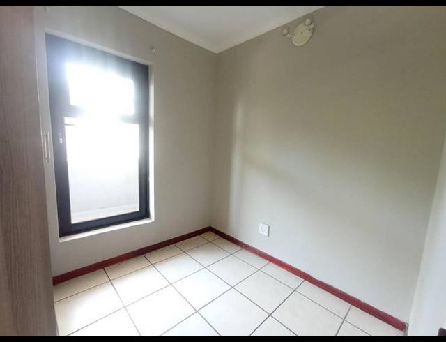 2 BEDROOM PROPERTY TO RENT IN FERNDALE